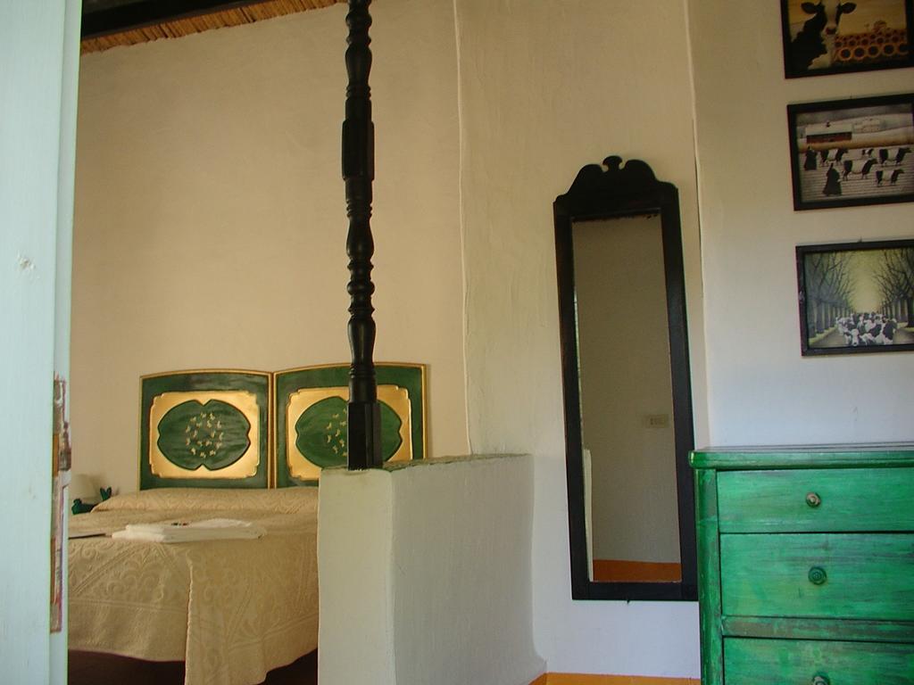 Hôtel Ca' La Somara à San Pantaleo Chambre photo